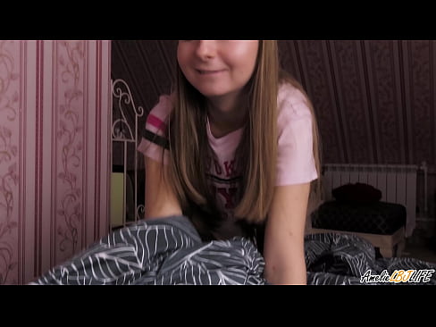 ❤️ Blondie BFF-ya xwe bi kûr dimije û di devê xwe de diqelişe ❤❌ Sluts li ku.filmepornonline.ru ❤